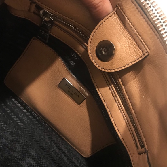 AUTHENTIC BEIGE PRADA PURSE!! - Picture 6 of 7